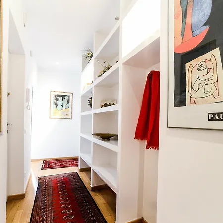 Apartment Sunny In Old Town